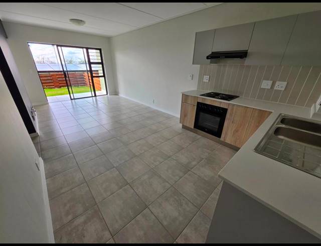 2 BEDROOM PROPERTY TO RENT IN MOOIKLOOF